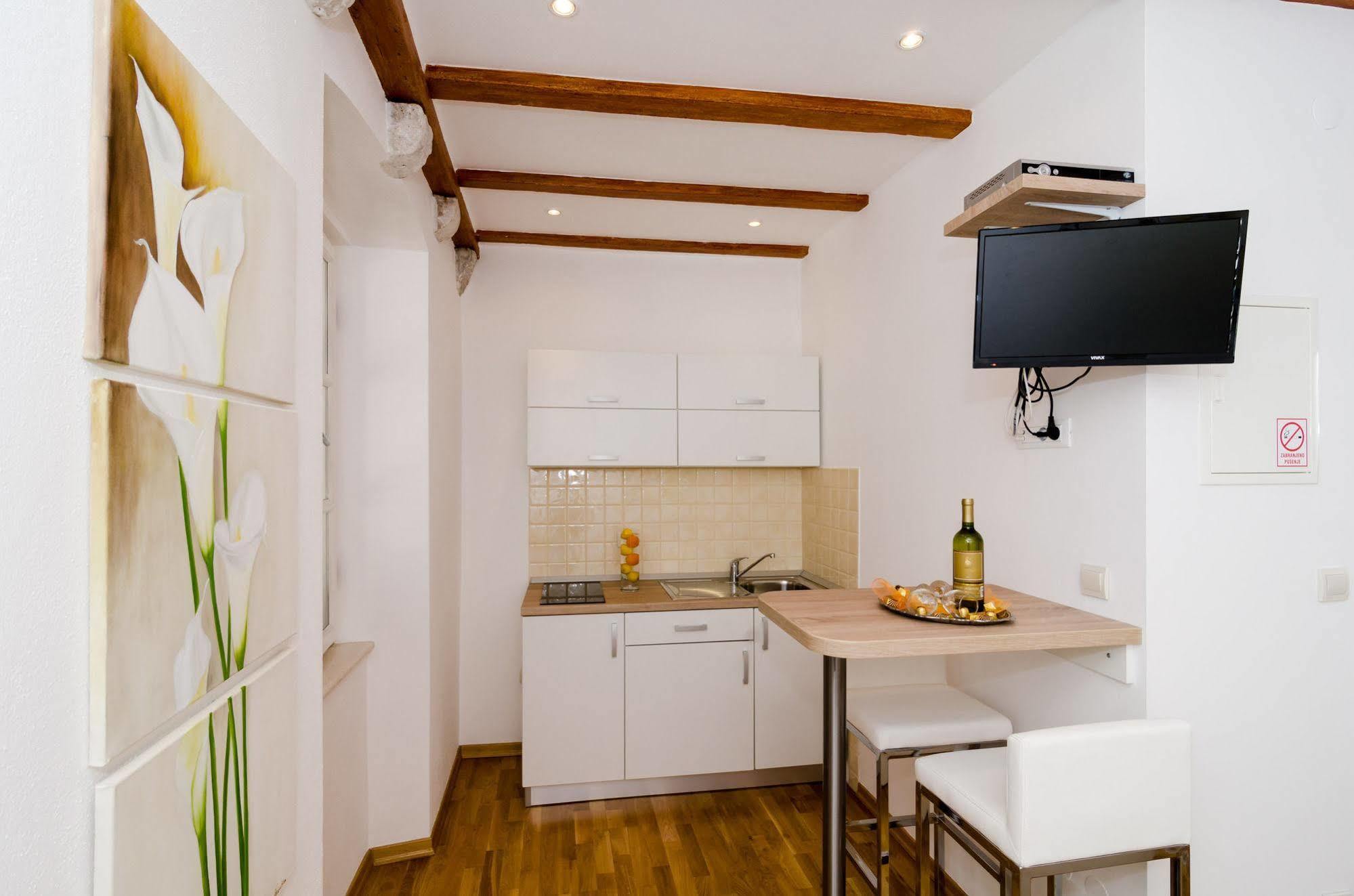 Raic Apartment